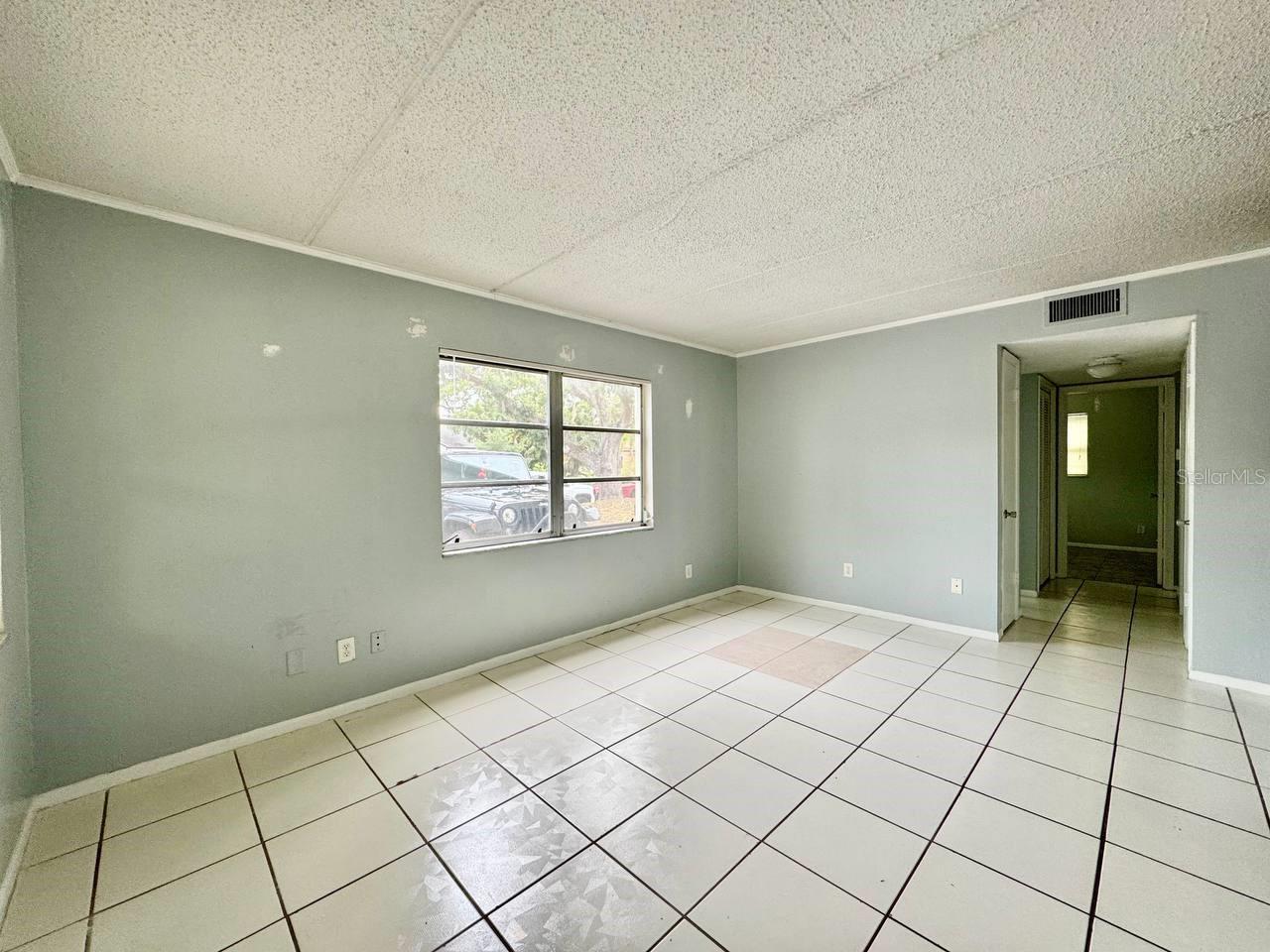 Image 15 of 17 For 727 Milwaukee Avenue 1