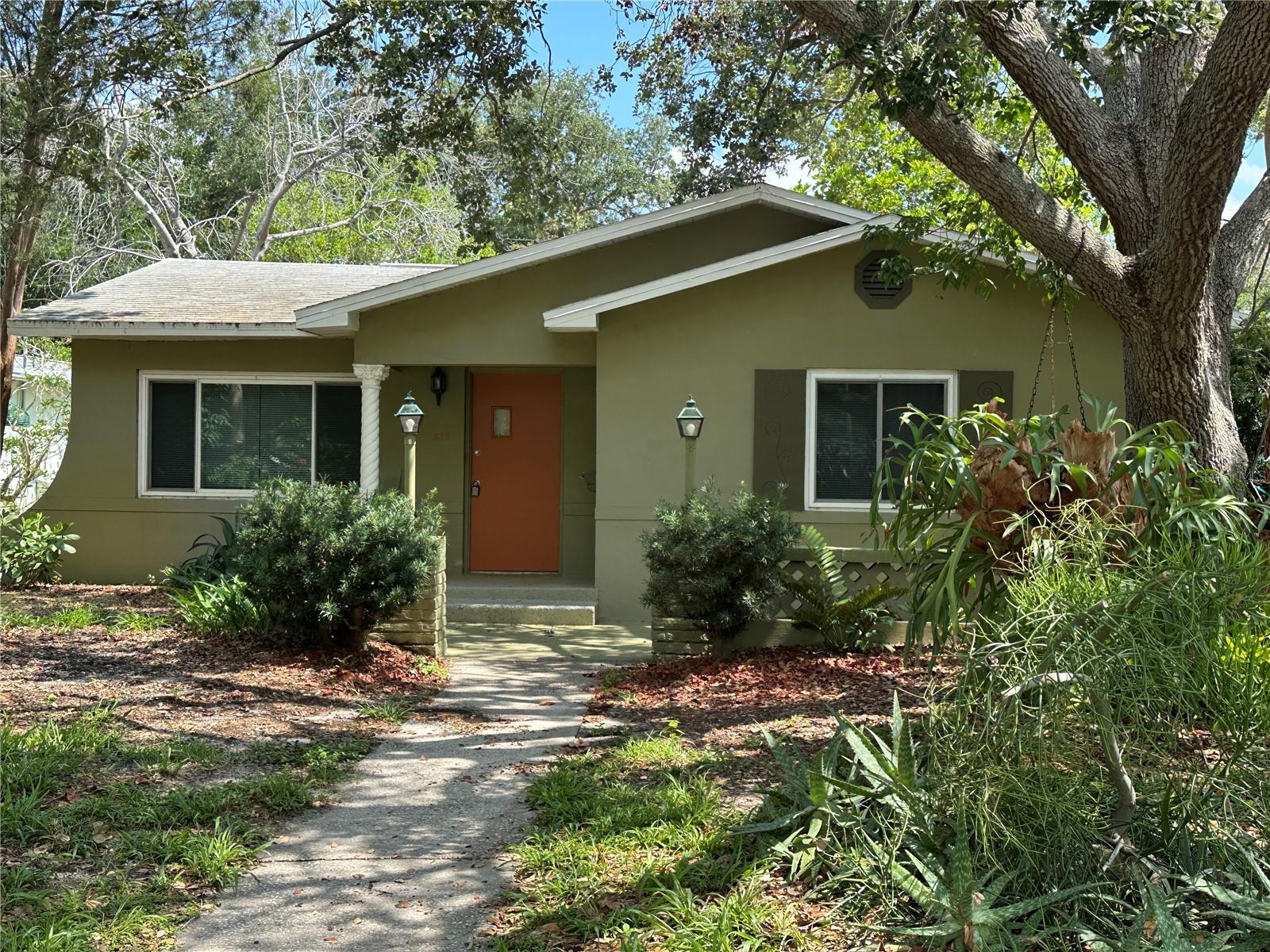 Details for 215 24th Avenue N, ST PETERSBURG, FL 33704