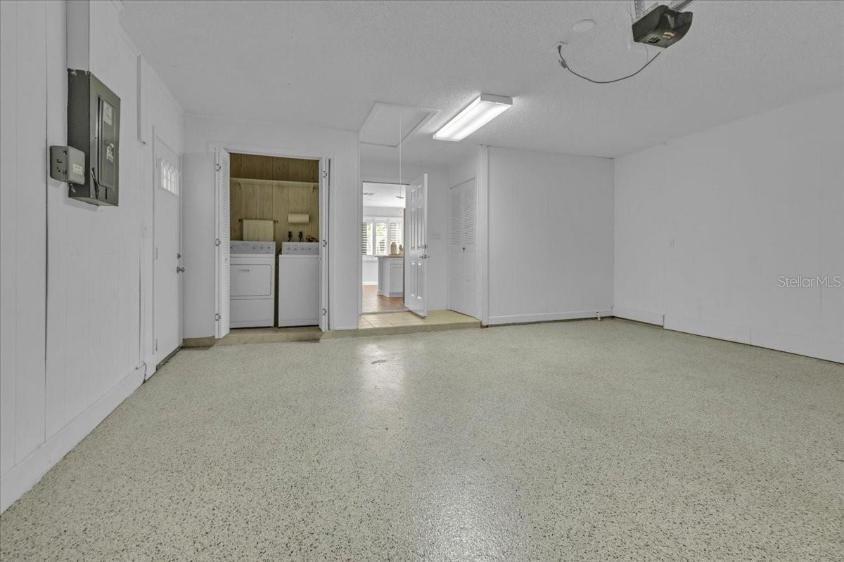 Image 19 of 33 For 12807 Starling Drive