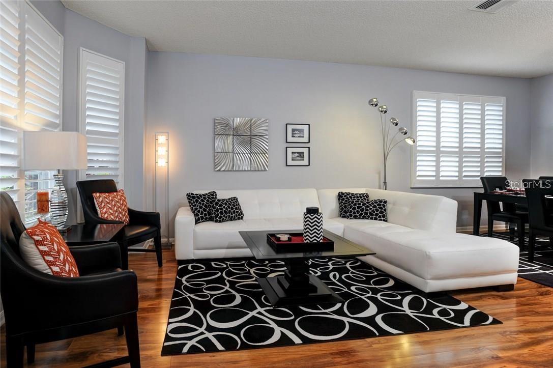 Image 11 of 21 For 19313 Aqua Springs Drive