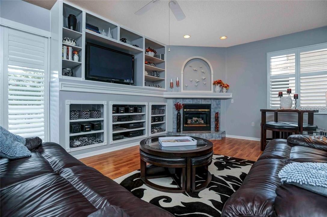 Image 9 of 21 For 19313 Aqua Springs Drive