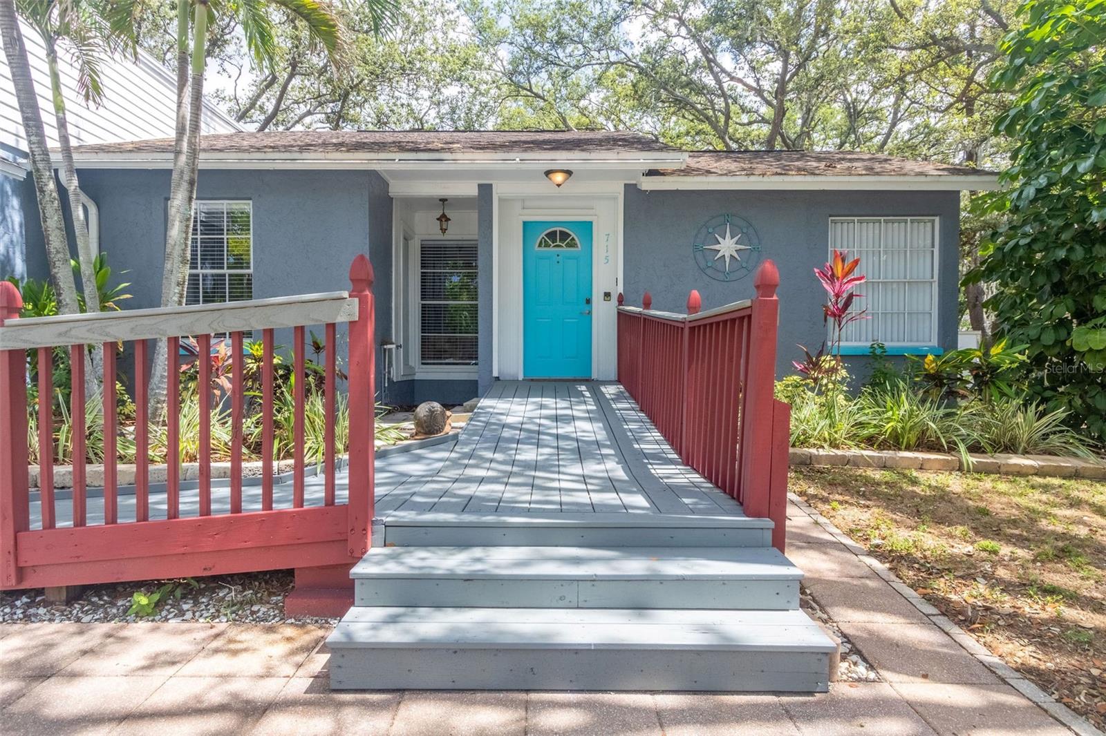 Image 4 of 34 For 715 109th Avenue