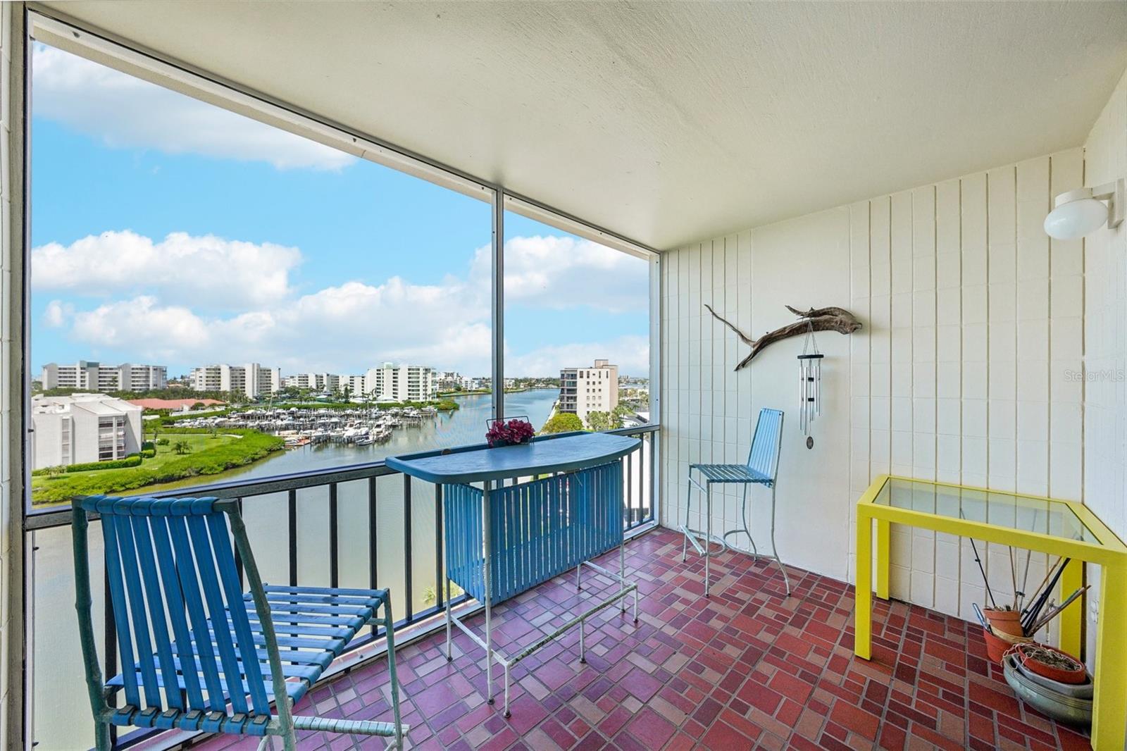 Image 12 of 66 For 7400 Sun Island Drive S 802