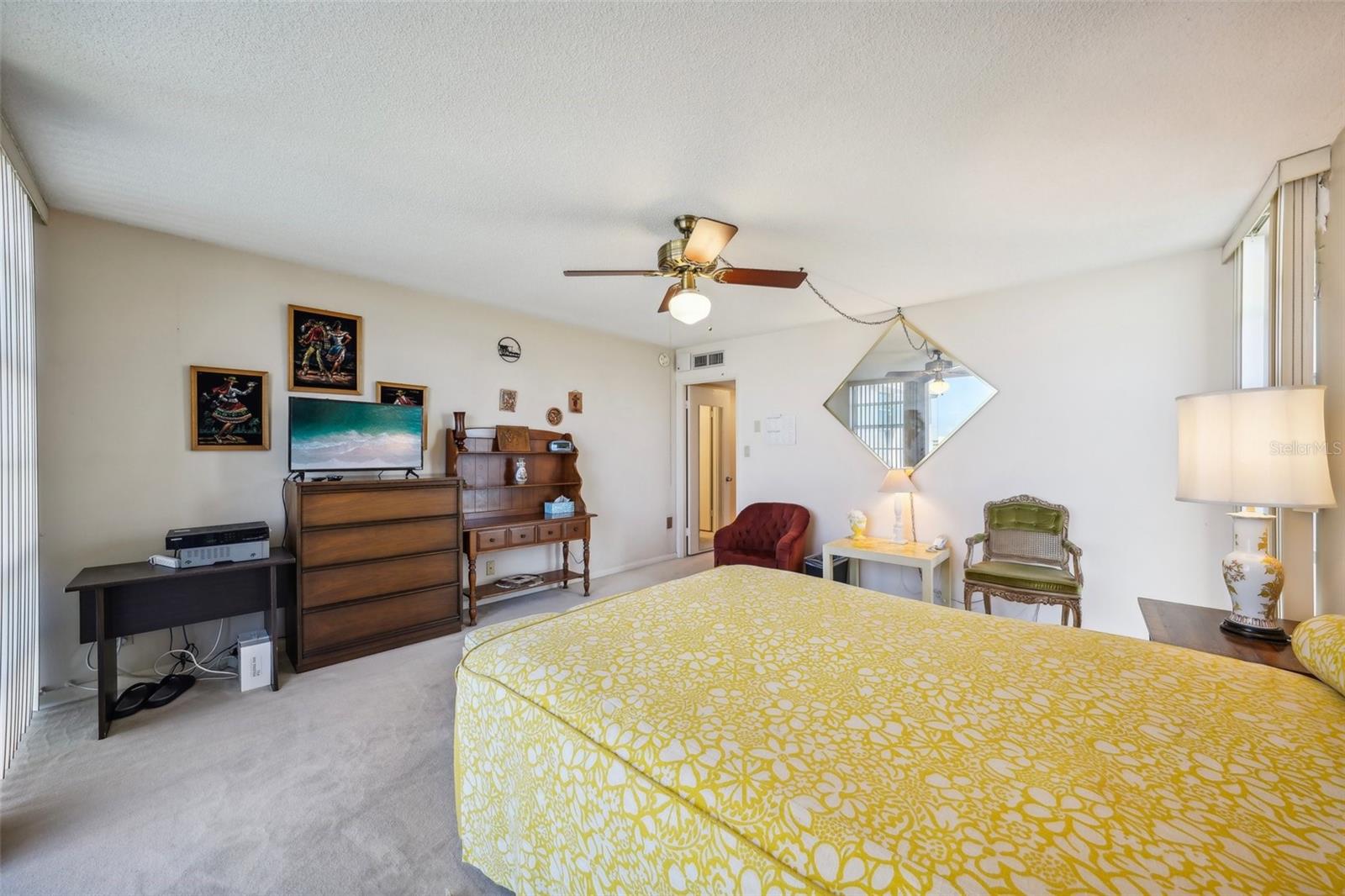 Image 23 of 66 For 7400 Sun Island Drive S 802