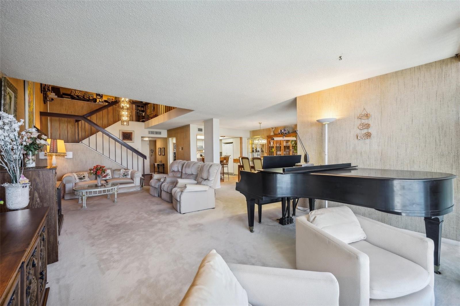 Image 9 of 66 For 7400 Sun Island Drive S 802