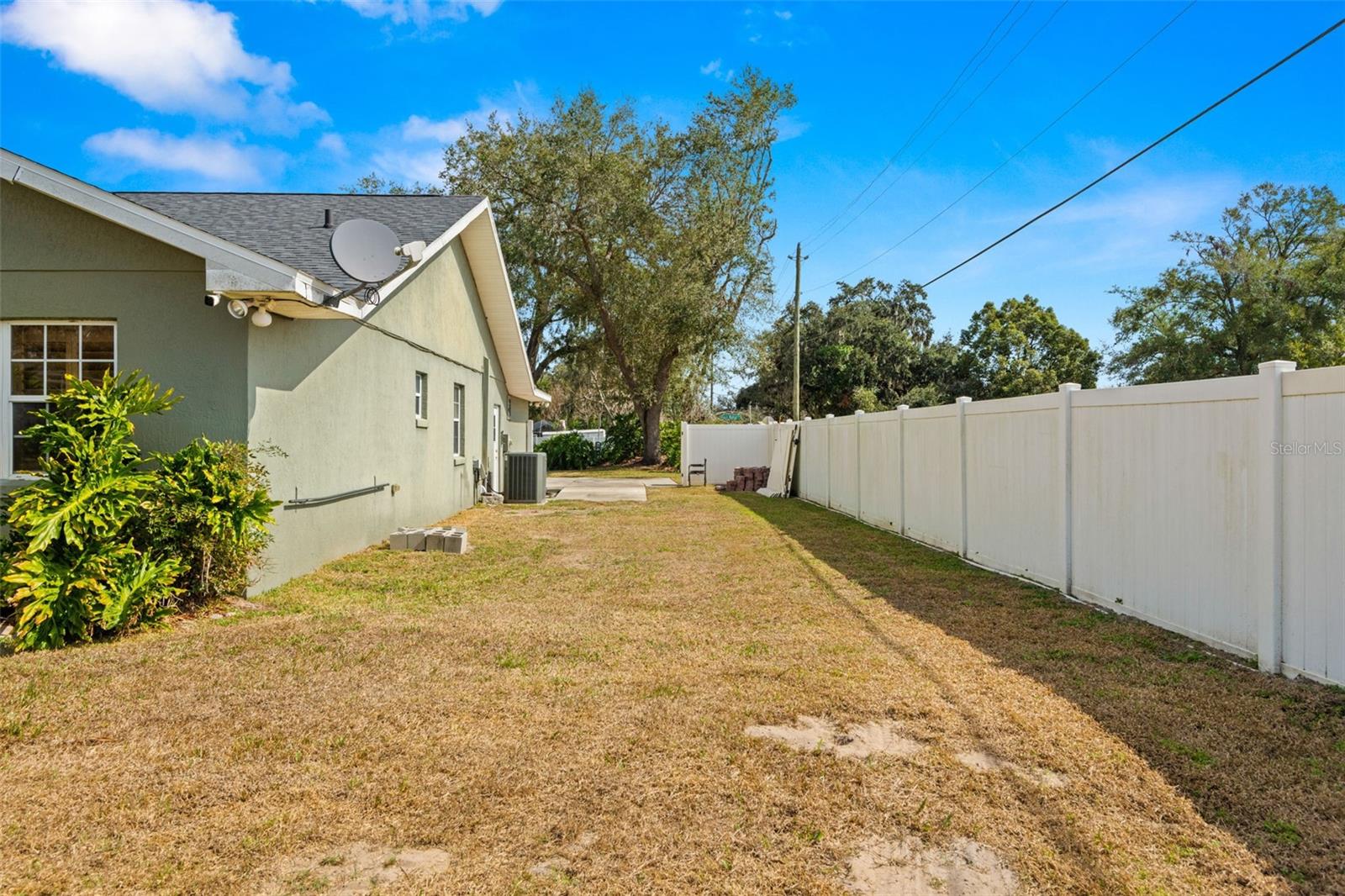 Image 31 of 40 For 6143 Black Walnut Drive