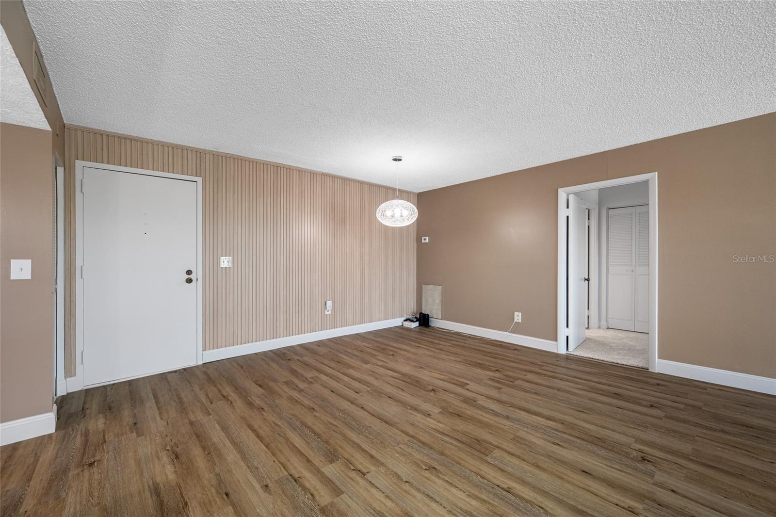 Image 15 of 51 For 10216 Regal Drive 208