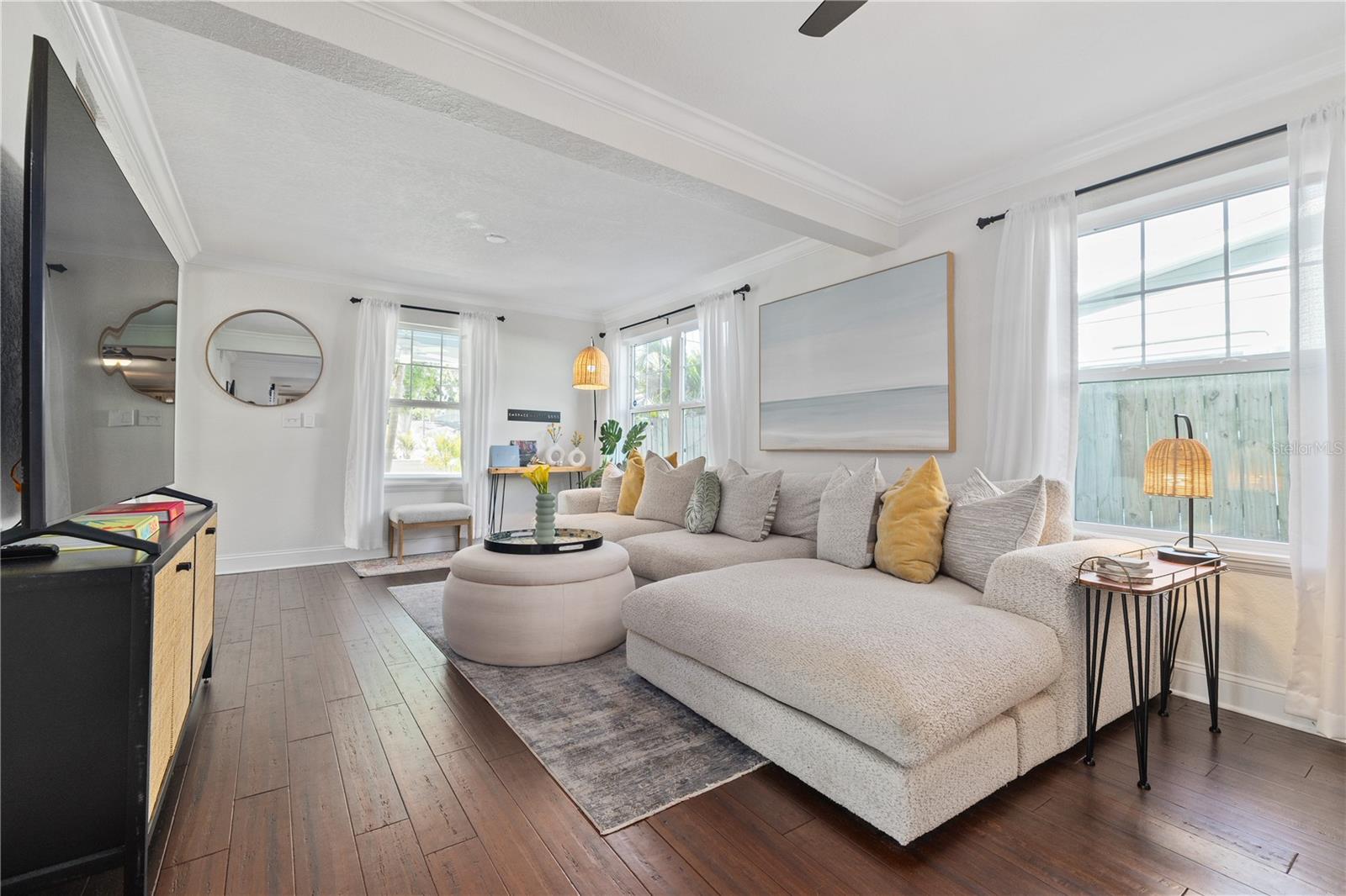 Image 32 of 41 For 2635 13th Avenue N