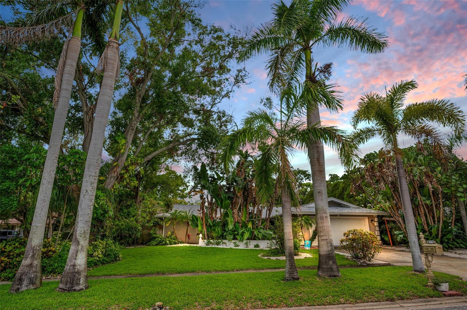 Details for 1151 Lancer Lane, TARPON SPRINGS, FL 34689