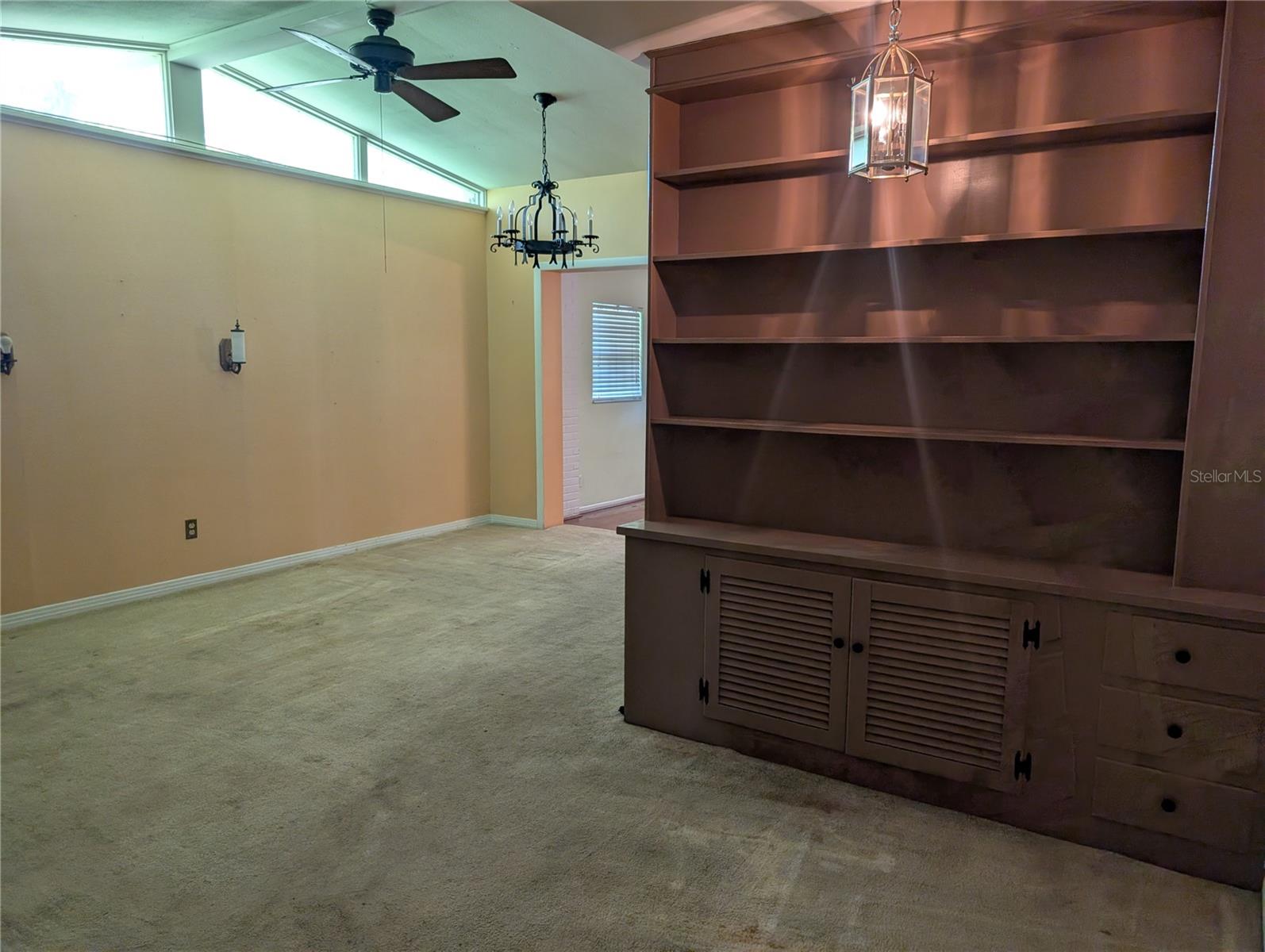 Listing photo id 15 for 503 Sunset Road