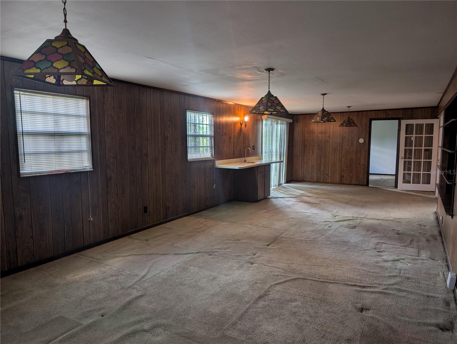 Listing photo id 19 for 503 Sunset Road