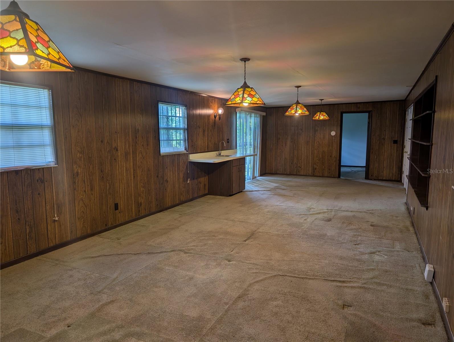 Listing photo id 24 for 503 Sunset Road