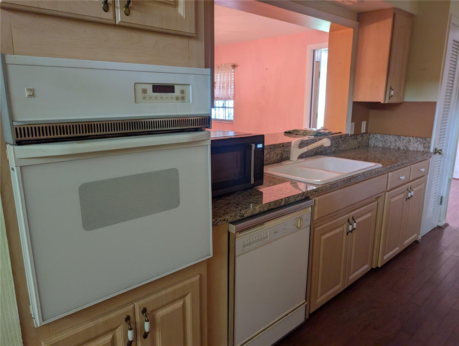 Listing photo id 6 for 503 Sunset Road