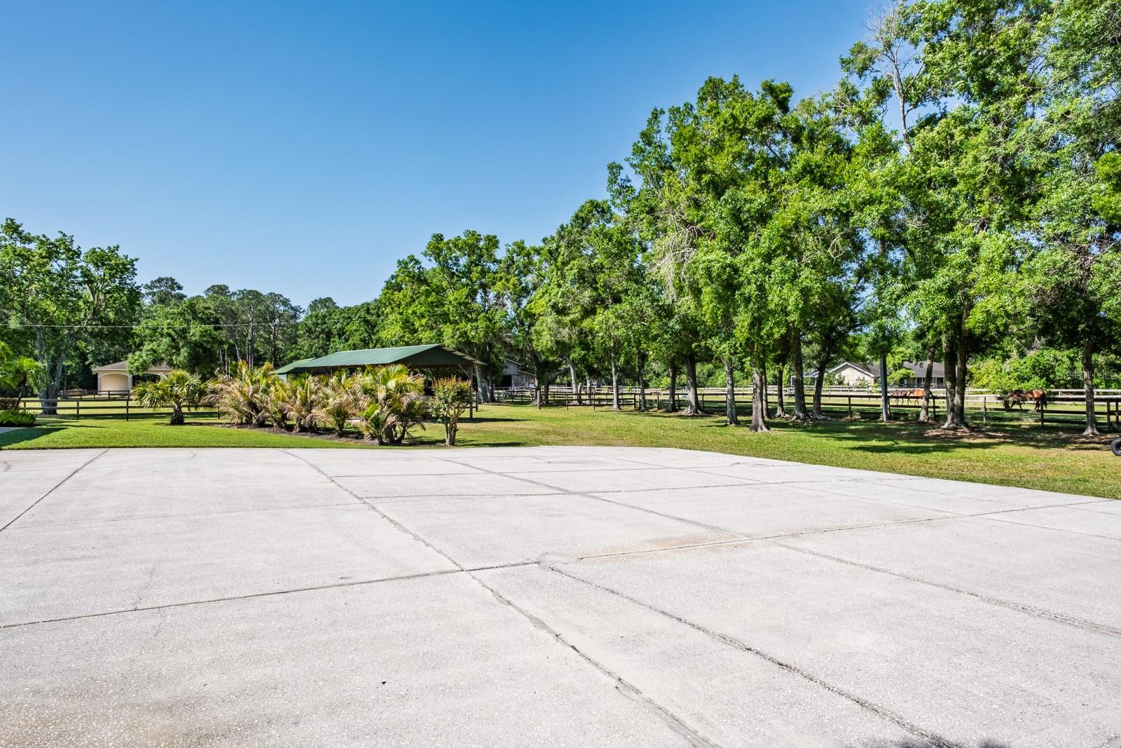 Listing photo id 62 for 3452 Forelock Road