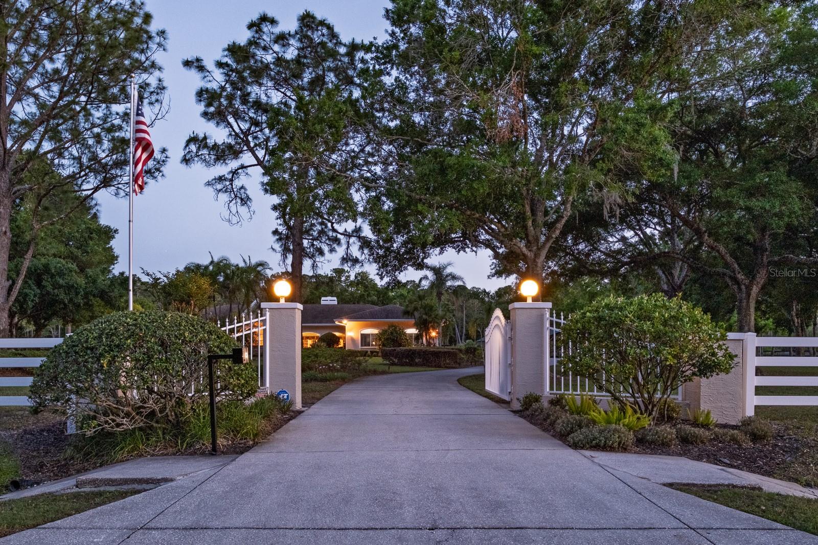 Listing photo id 79 for 3452 Forelock Road