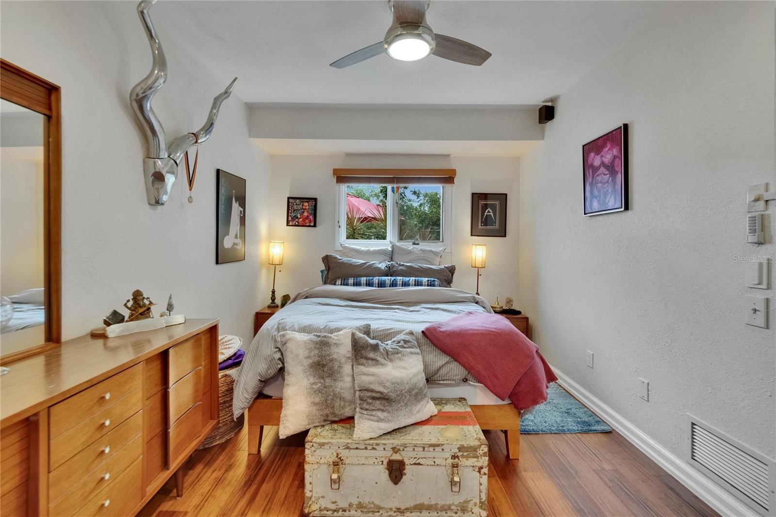Image 10 of 53 For 675 64th Avenue S