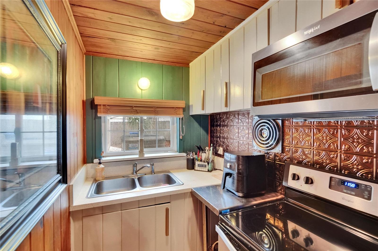 Image 36 of 53 For 675 64th Avenue S