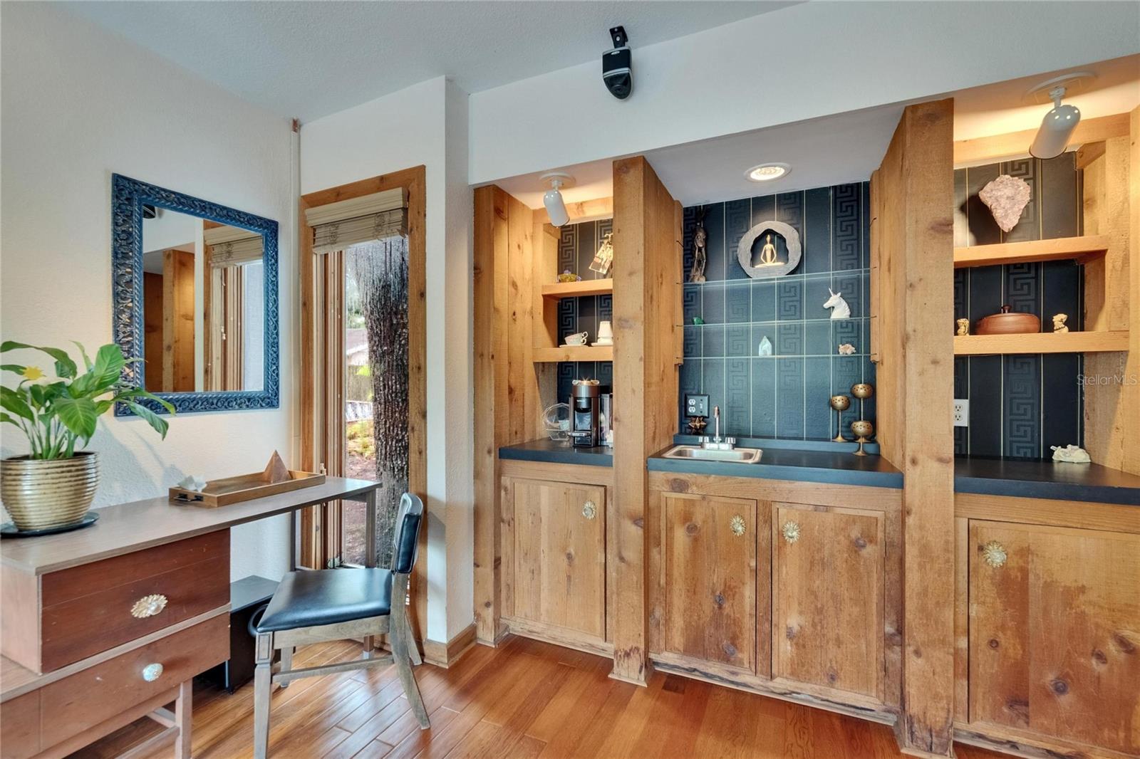 Image 8 of 53 For 675 64th Avenue S