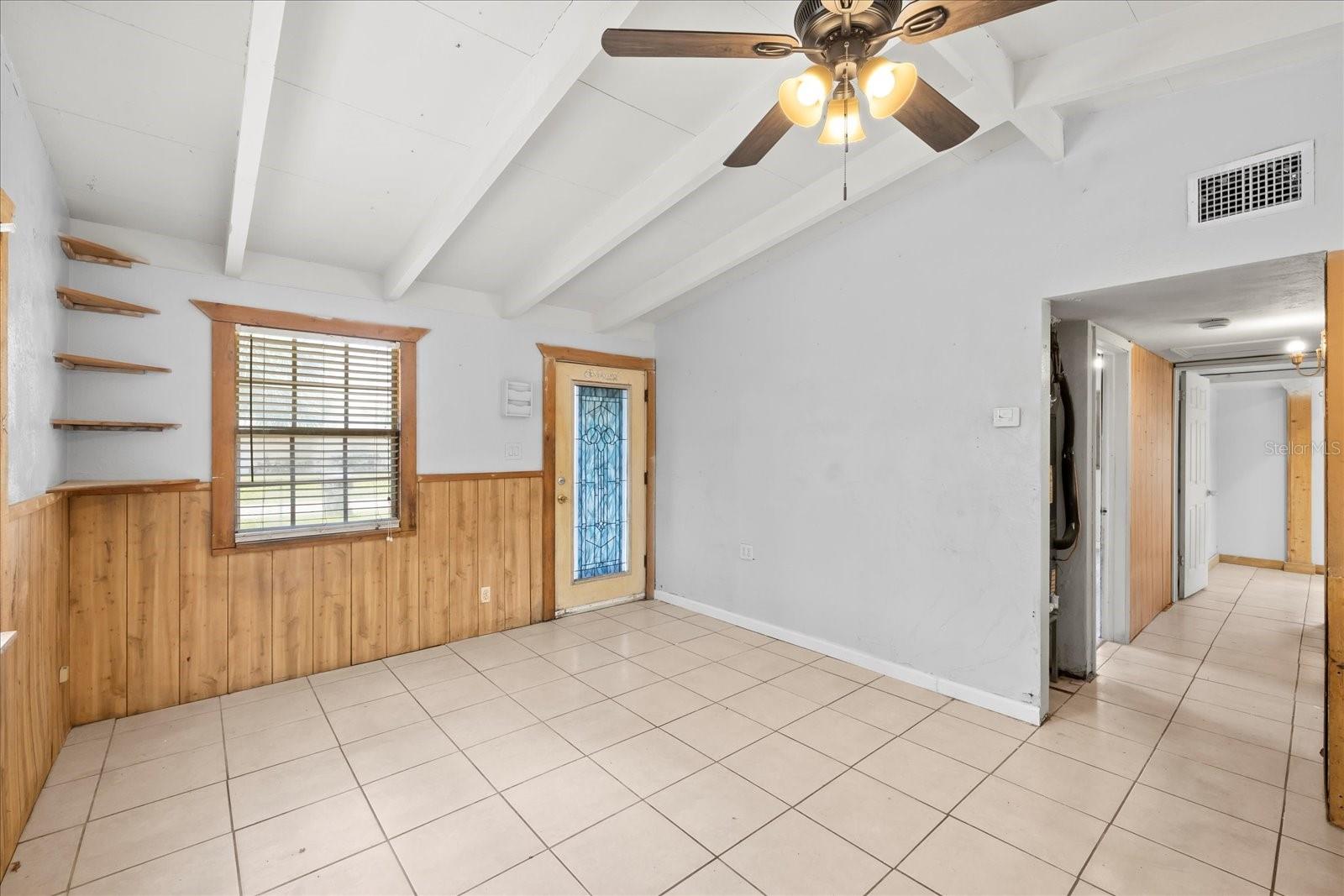 Image 10 of 25 For 9213 Robson Street