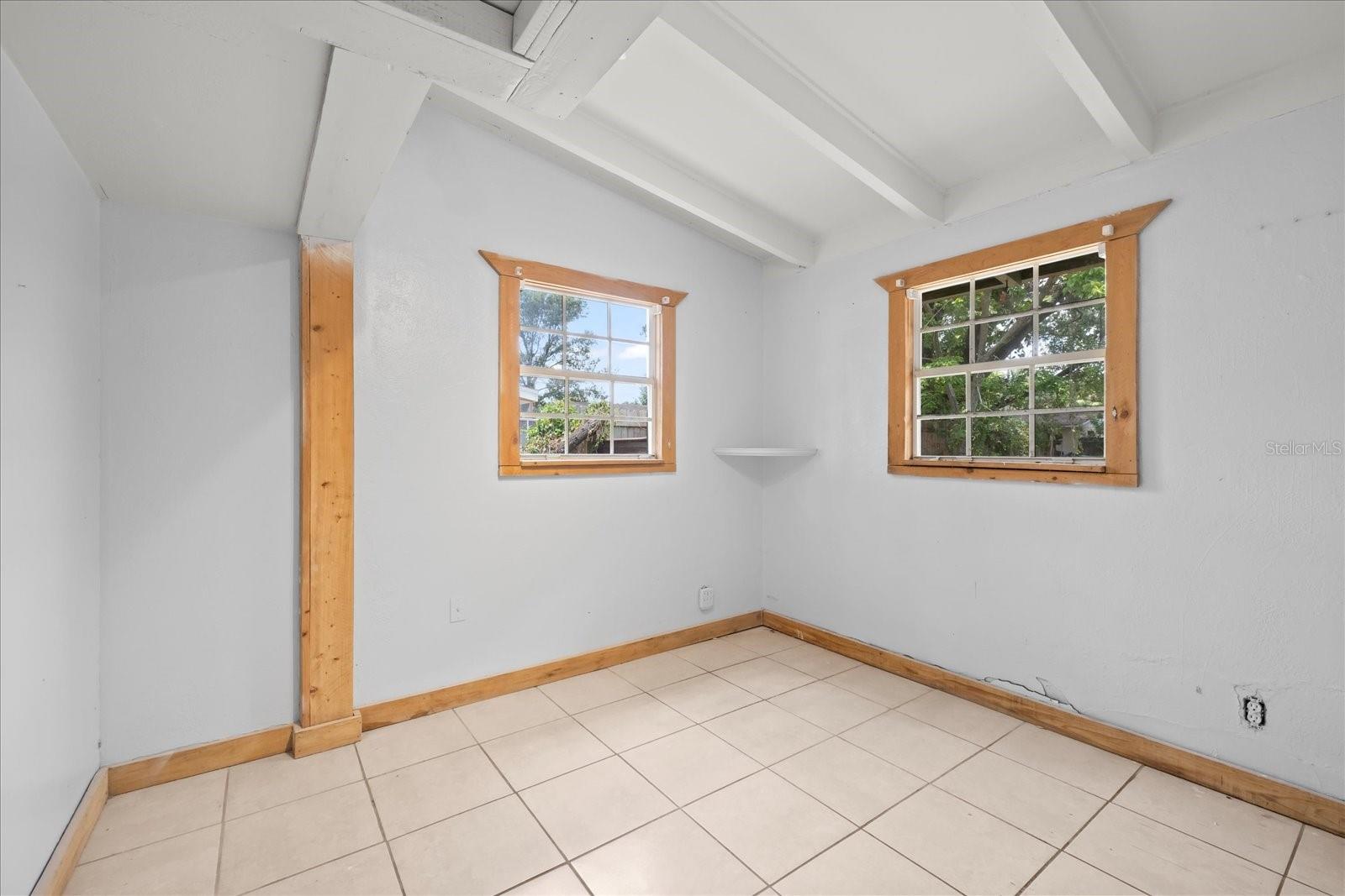 Image 16 of 25 For 9213 Robson Street
