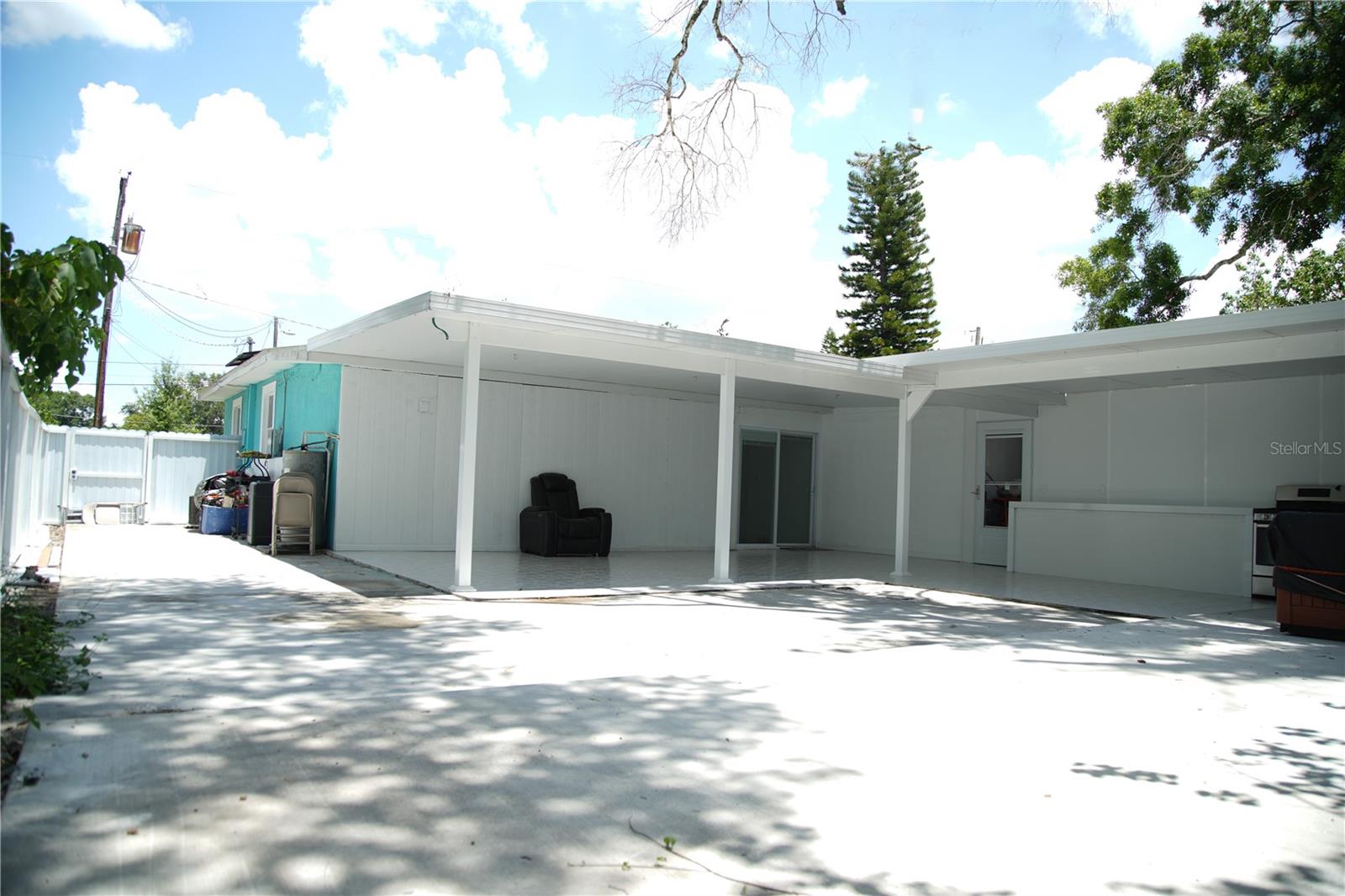 Image 17 of 31 For 7510 Tampania Avenue