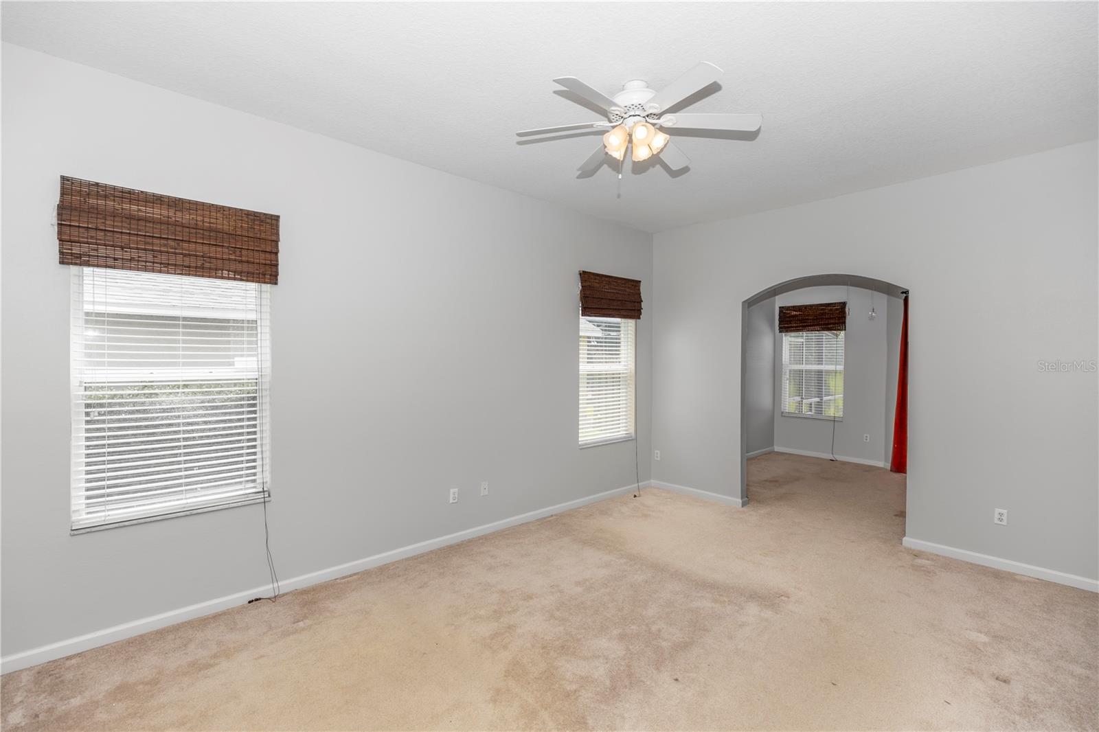 Image 26 of 51 For 433 Woodcrest Street