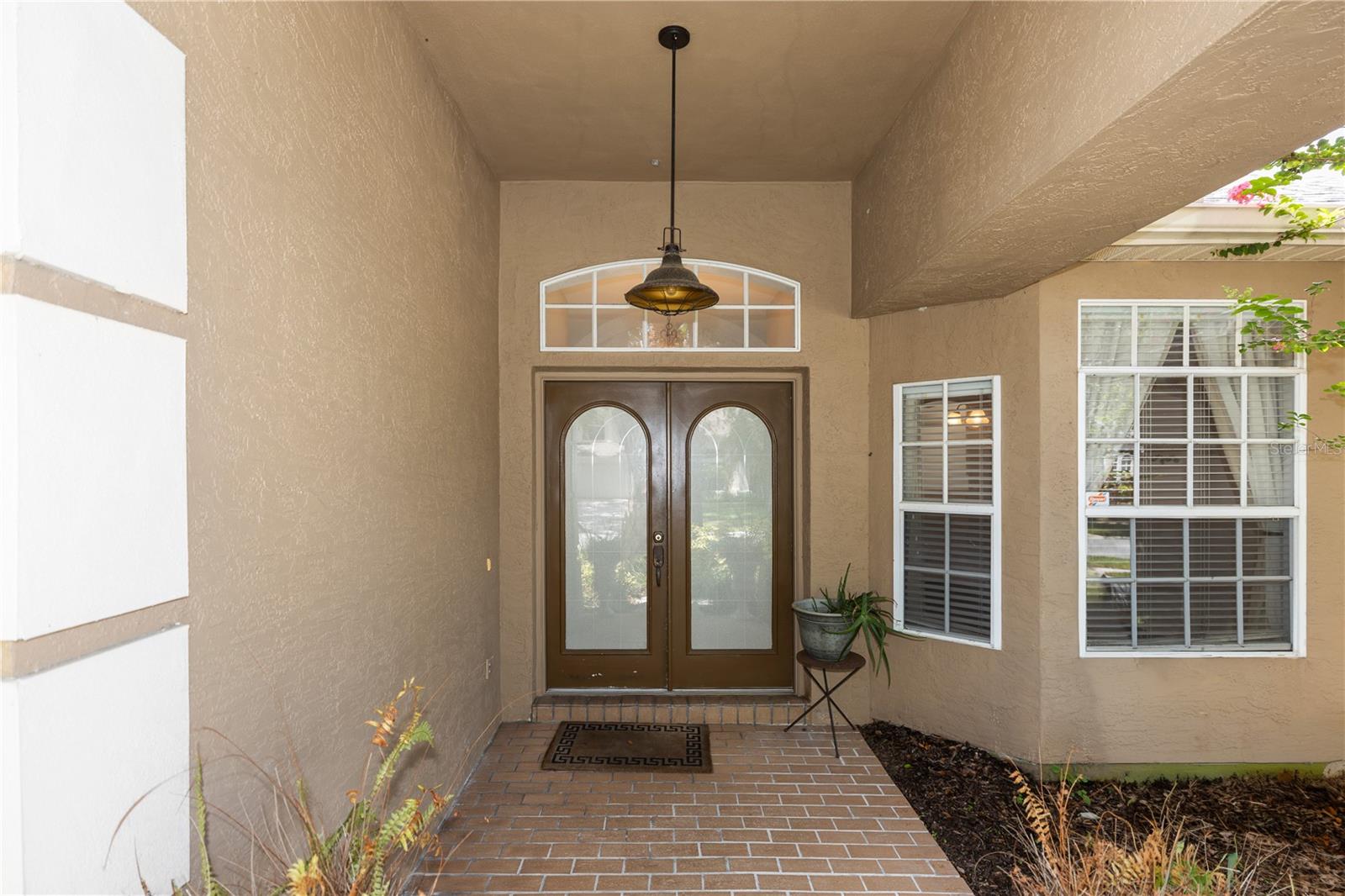 Image 4 of 51 For 433 Woodcrest Street