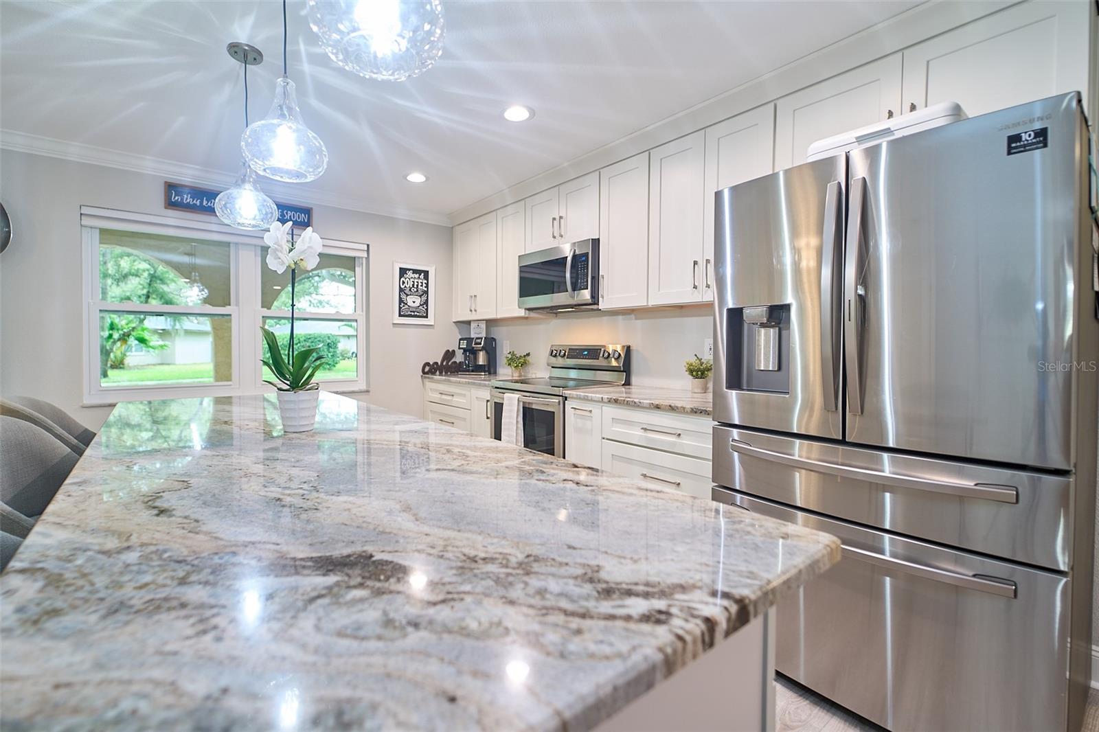 Listing photo id 15 for 2273 Willowbrook Drive