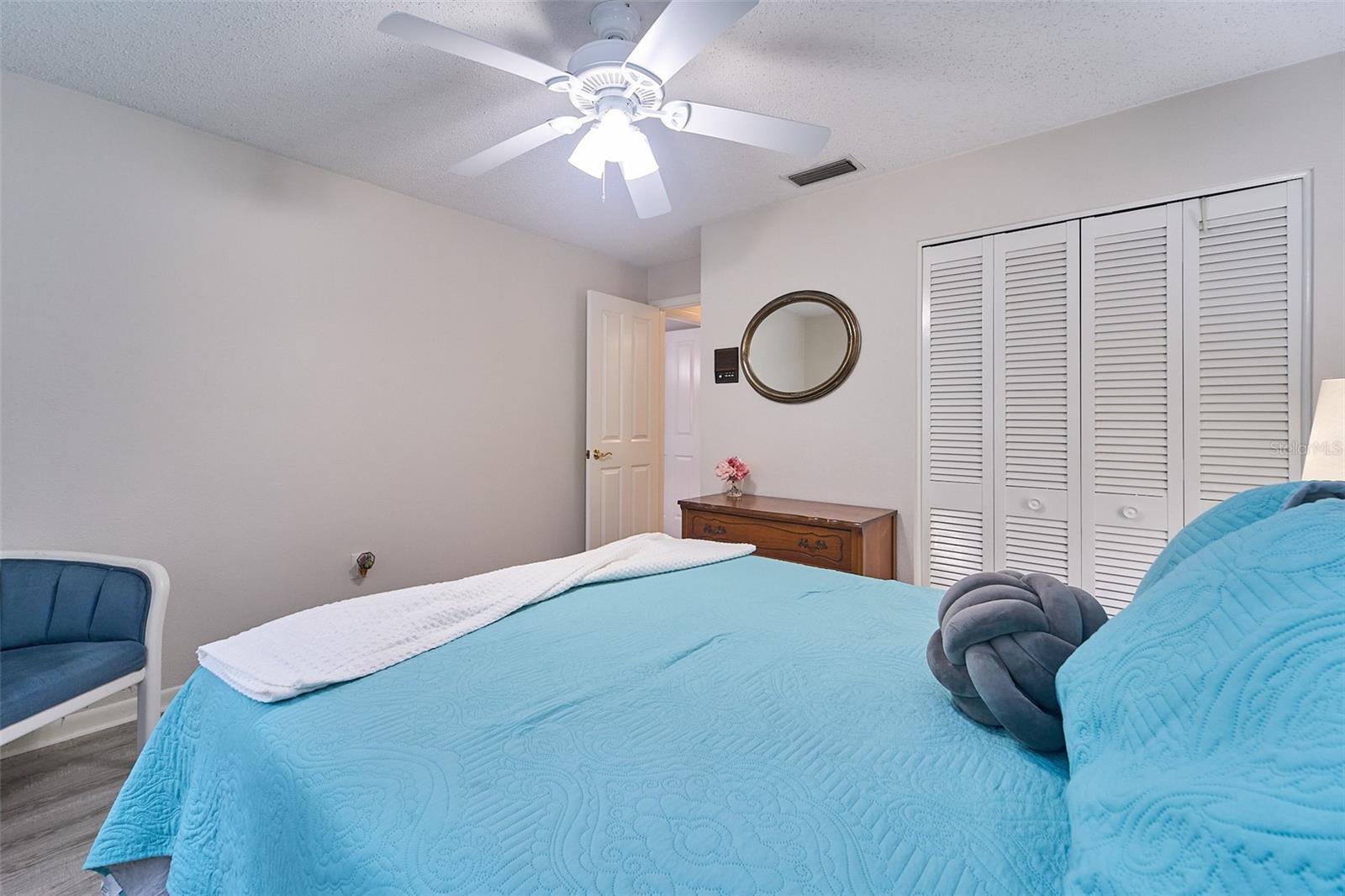Listing photo id 32 for 2273 Willowbrook Drive