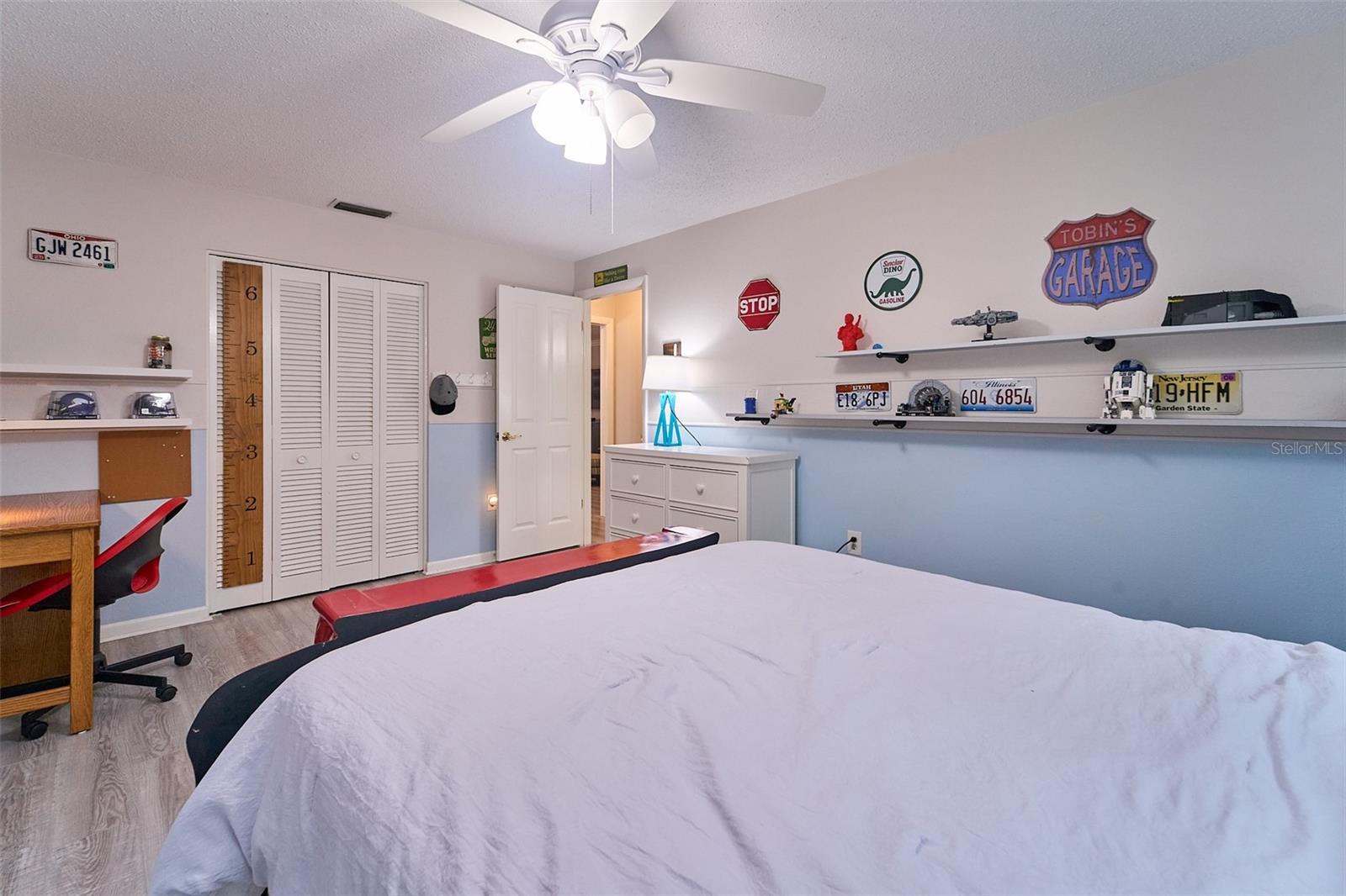 Listing photo id 35 for 2273 Willowbrook Drive