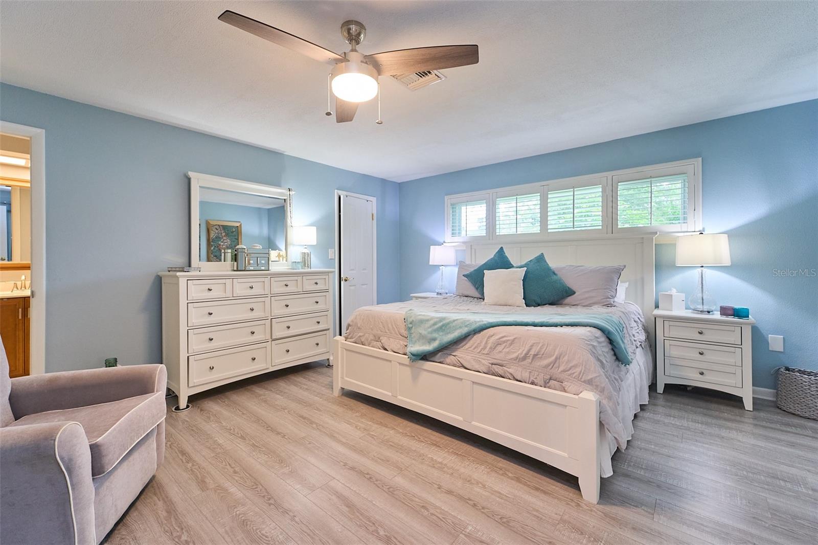 Listing photo id 39 for 2273 Willowbrook Drive