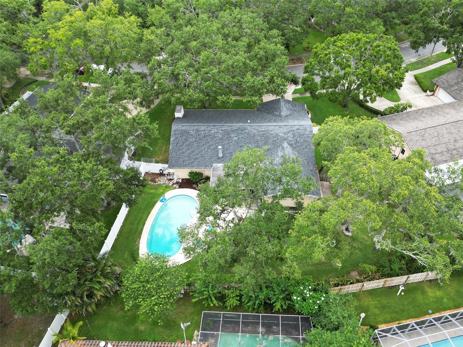 Listing photo id 69 for 2273 Willowbrook Drive