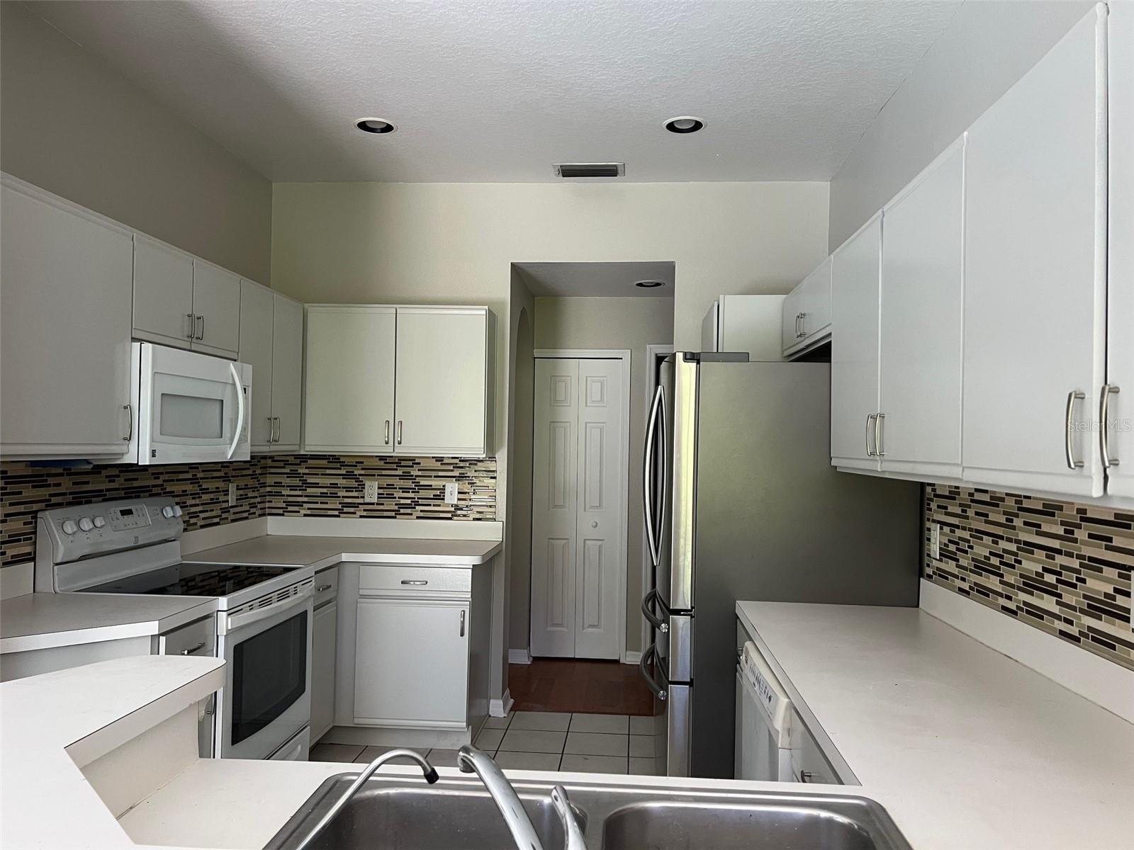 Image 3 of 26 For 1788 Wood Haven Street