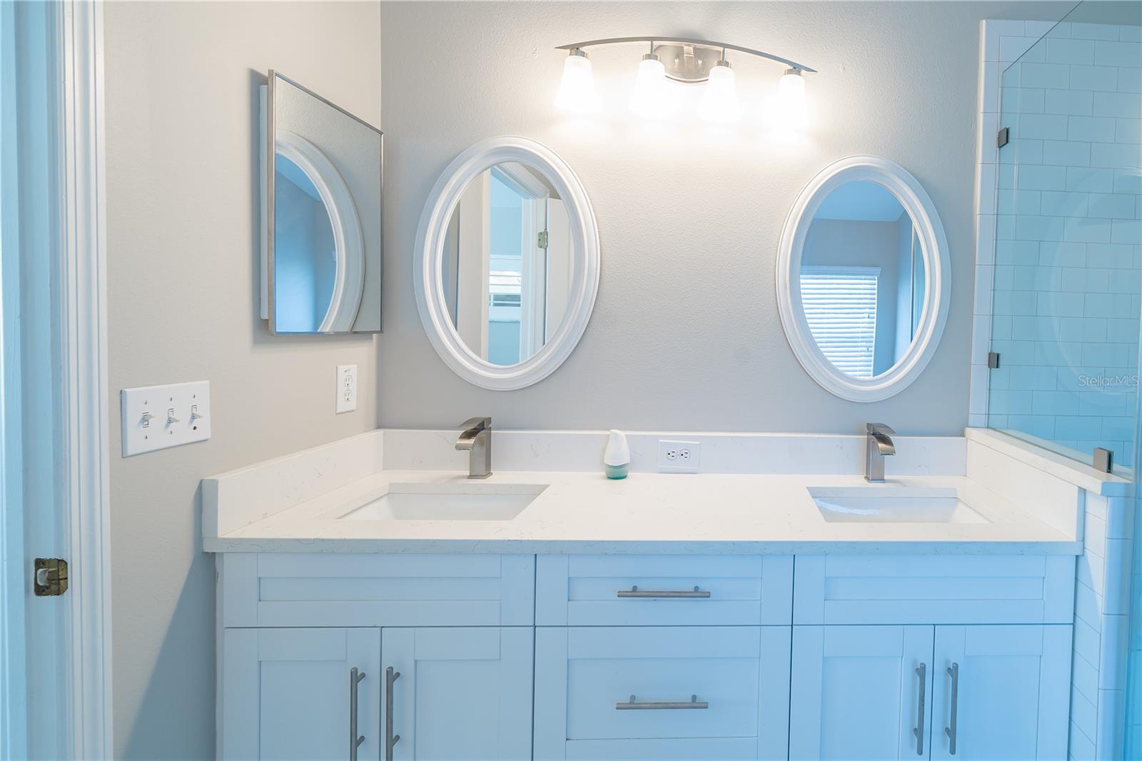 Image 11 of 53 For 27621 Sugar Loaf Drive