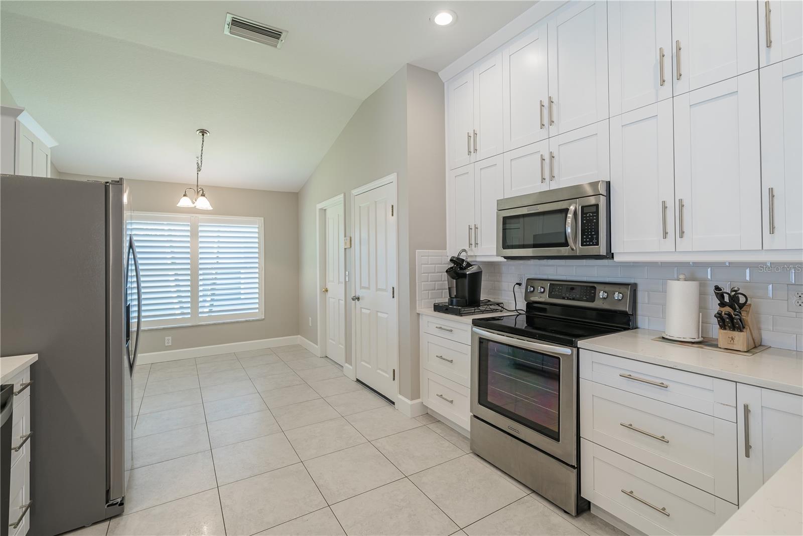 Image 29 of 53 For 27621 Sugar Loaf Drive