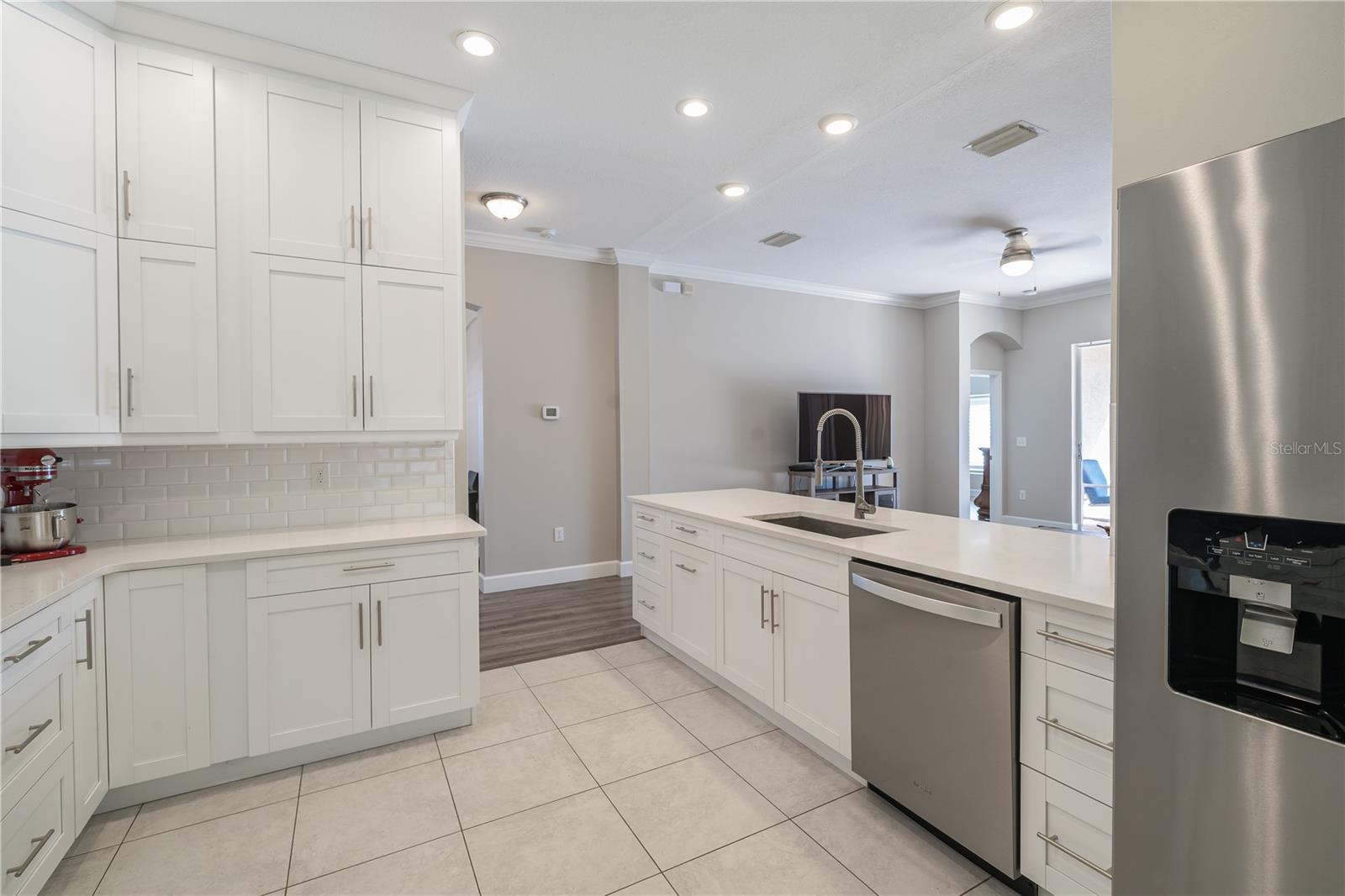 Image 3 of 53 For 27621 Sugar Loaf Drive