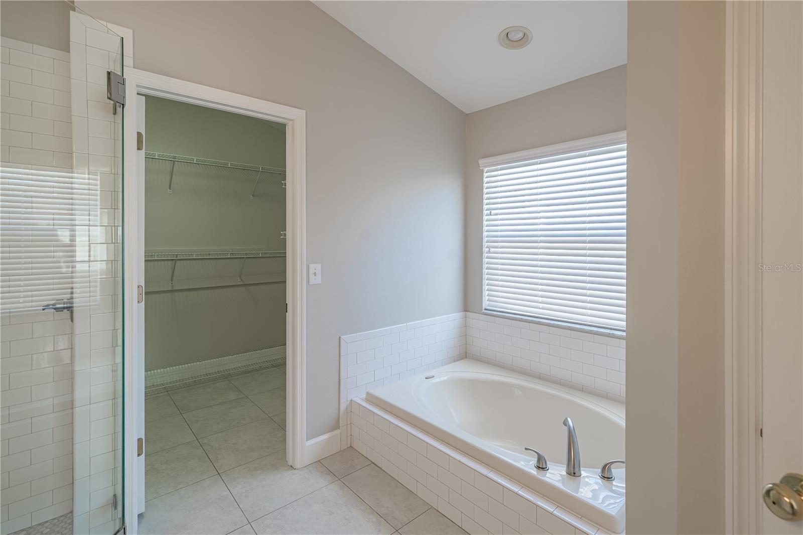 Image 38 of 53 For 27621 Sugar Loaf Drive
