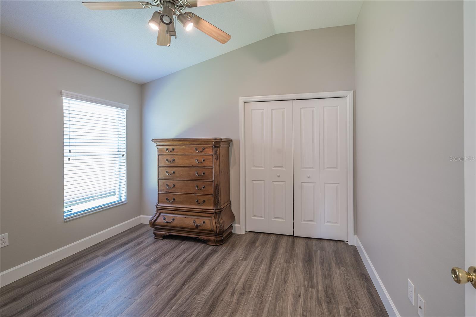 Image 40 of 53 For 27621 Sugar Loaf Drive