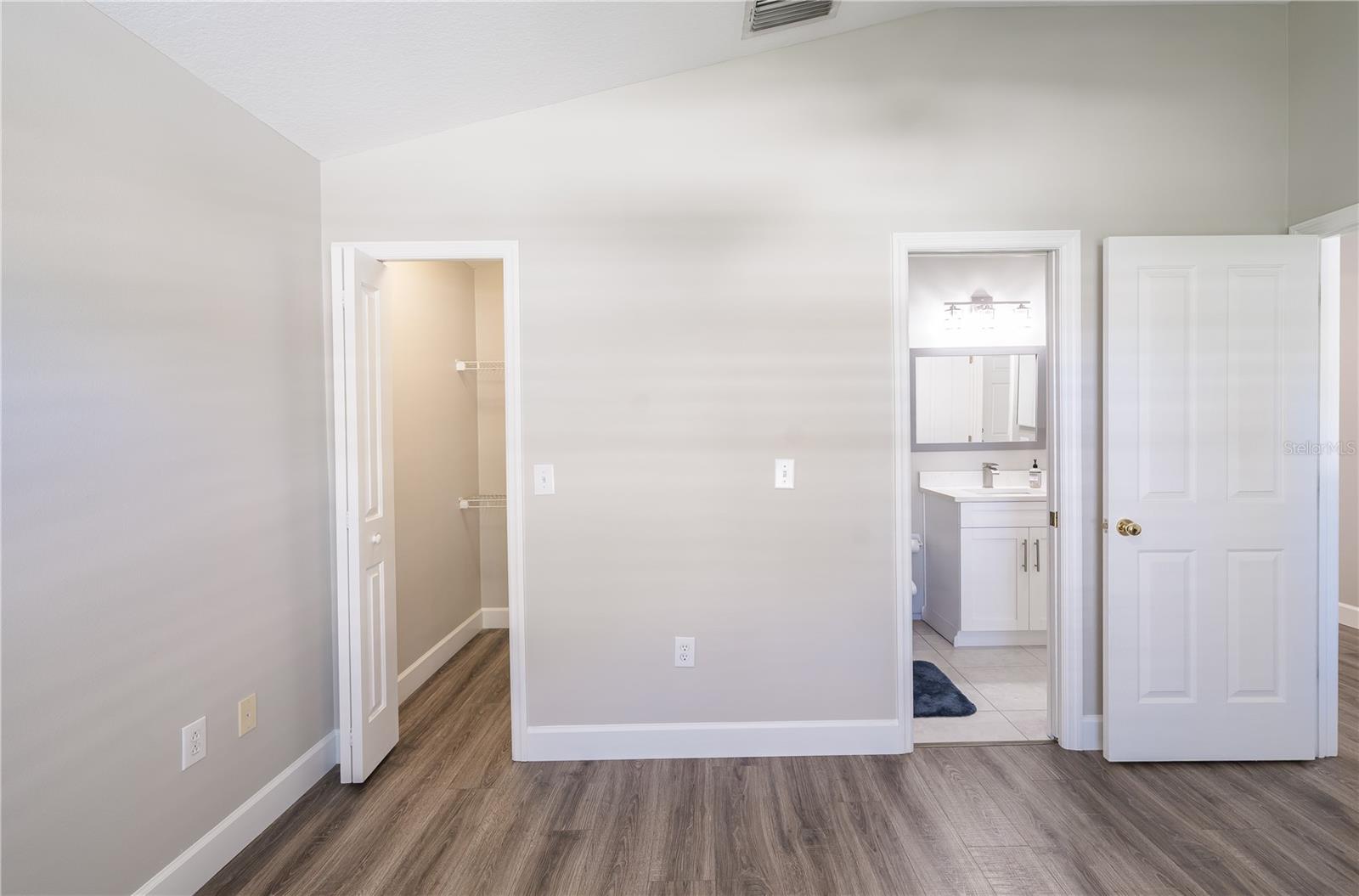 Image 42 of 53 For 27621 Sugar Loaf Drive
