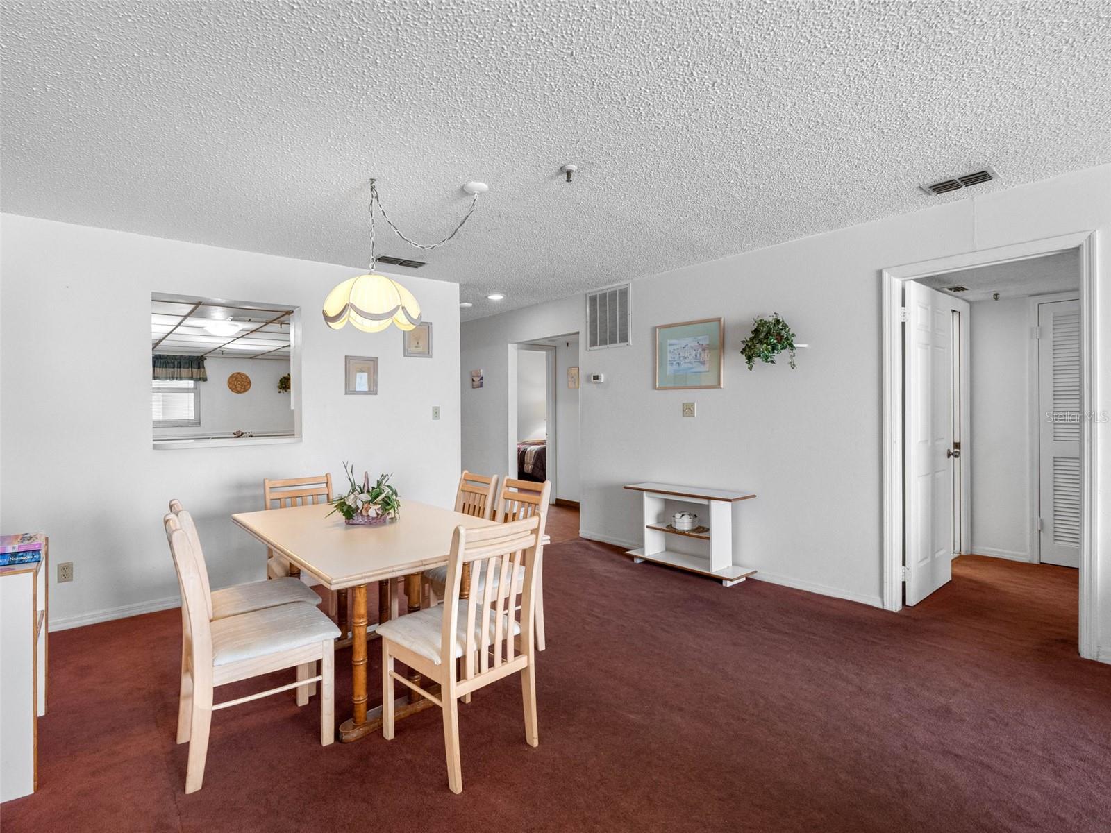 Image 32 of 40 For 13500 Gulf Boulevard 507