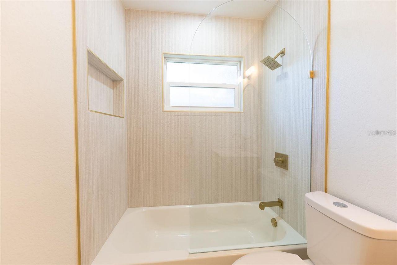 Image 46 of 56 For 8444 15th Way N