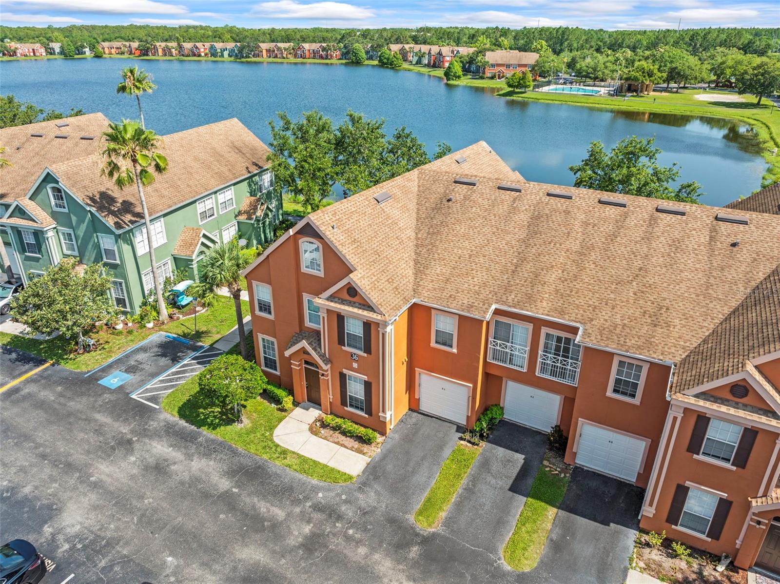 Image 37 of 44 For 9842 Lake Chase Island Way