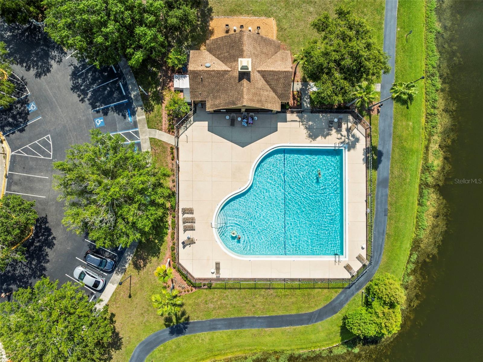 Image 43 of 44 For 9842 Lake Chase Island Way