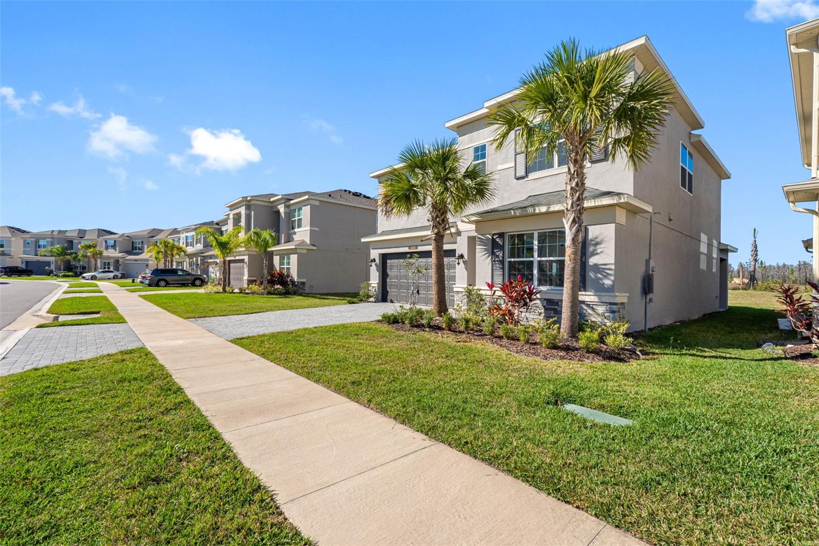 Image 36 of 69 For 32707 Tamarind Grove Lane