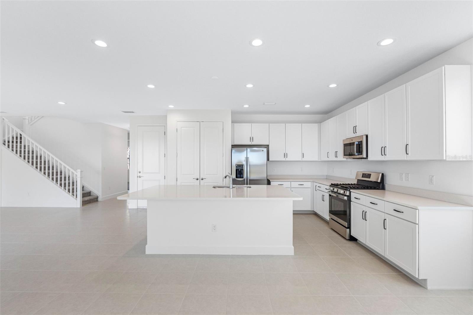 Image 49 of 69 For 32707 Tamarind Grove Lane