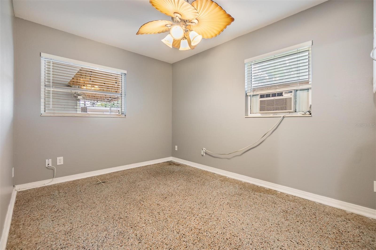 Image 16 of 33 For 2526 Jean Street