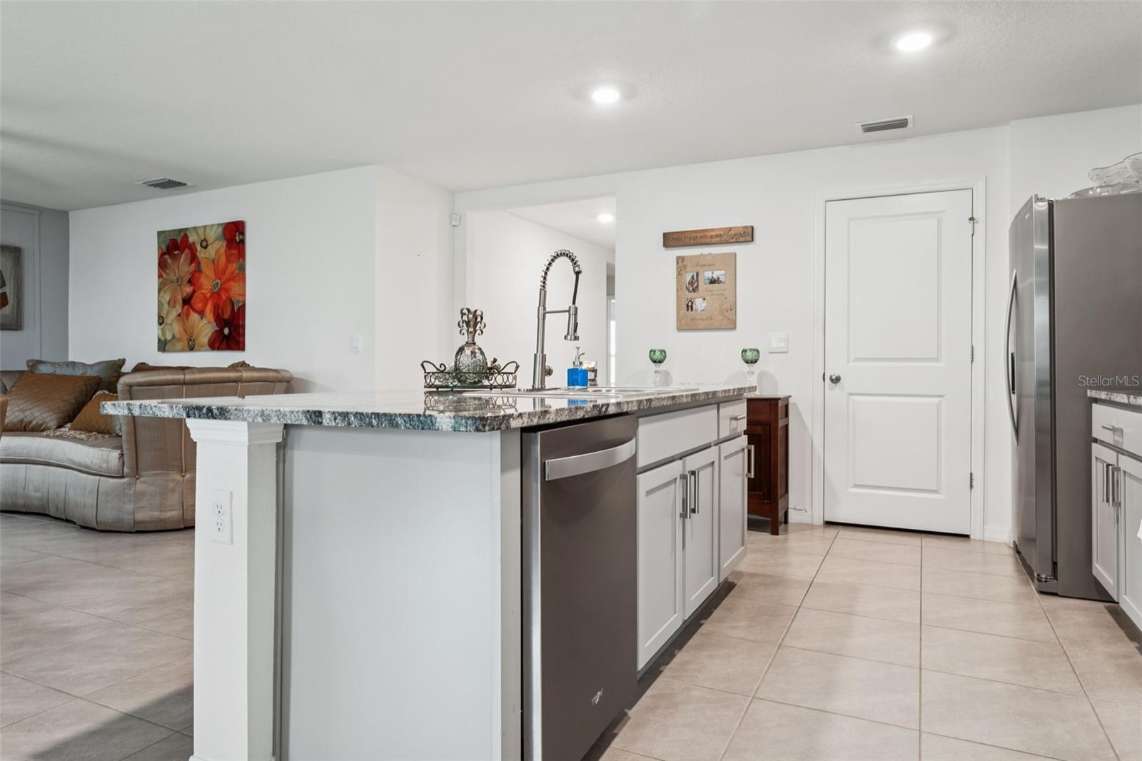 Image 5 of 27 For 5687 Barakat Road