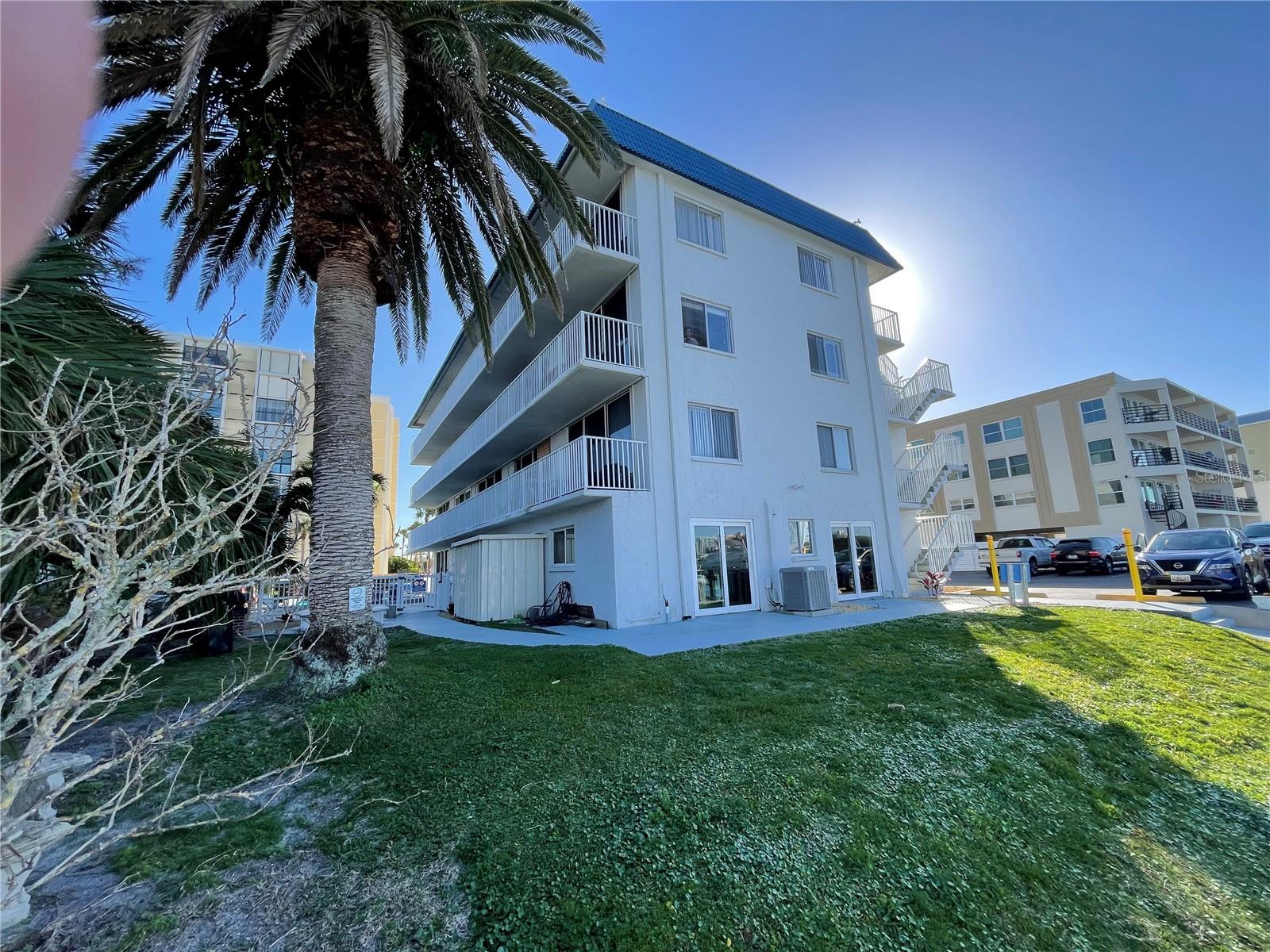 Image 21 of 21 For 800 Bayway Boulevard 14
