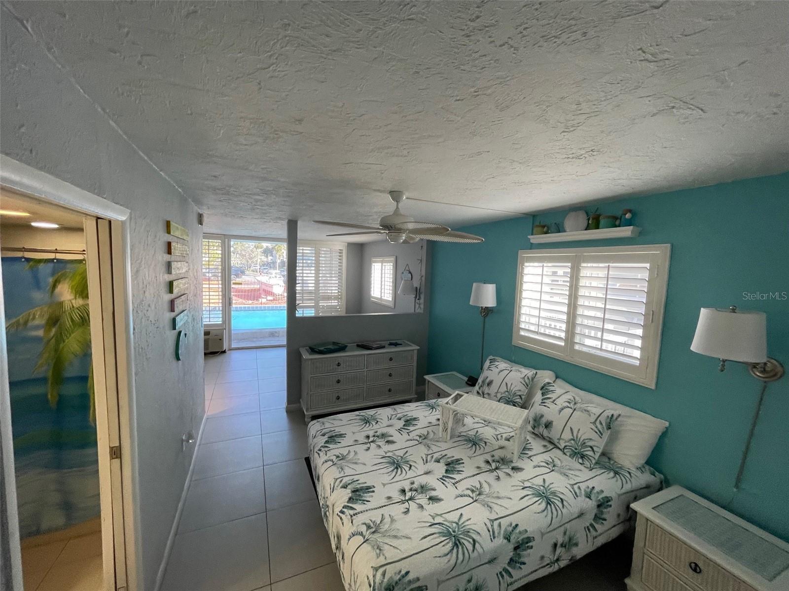 Image 9 of 21 For 800 Bayway Boulevard 14