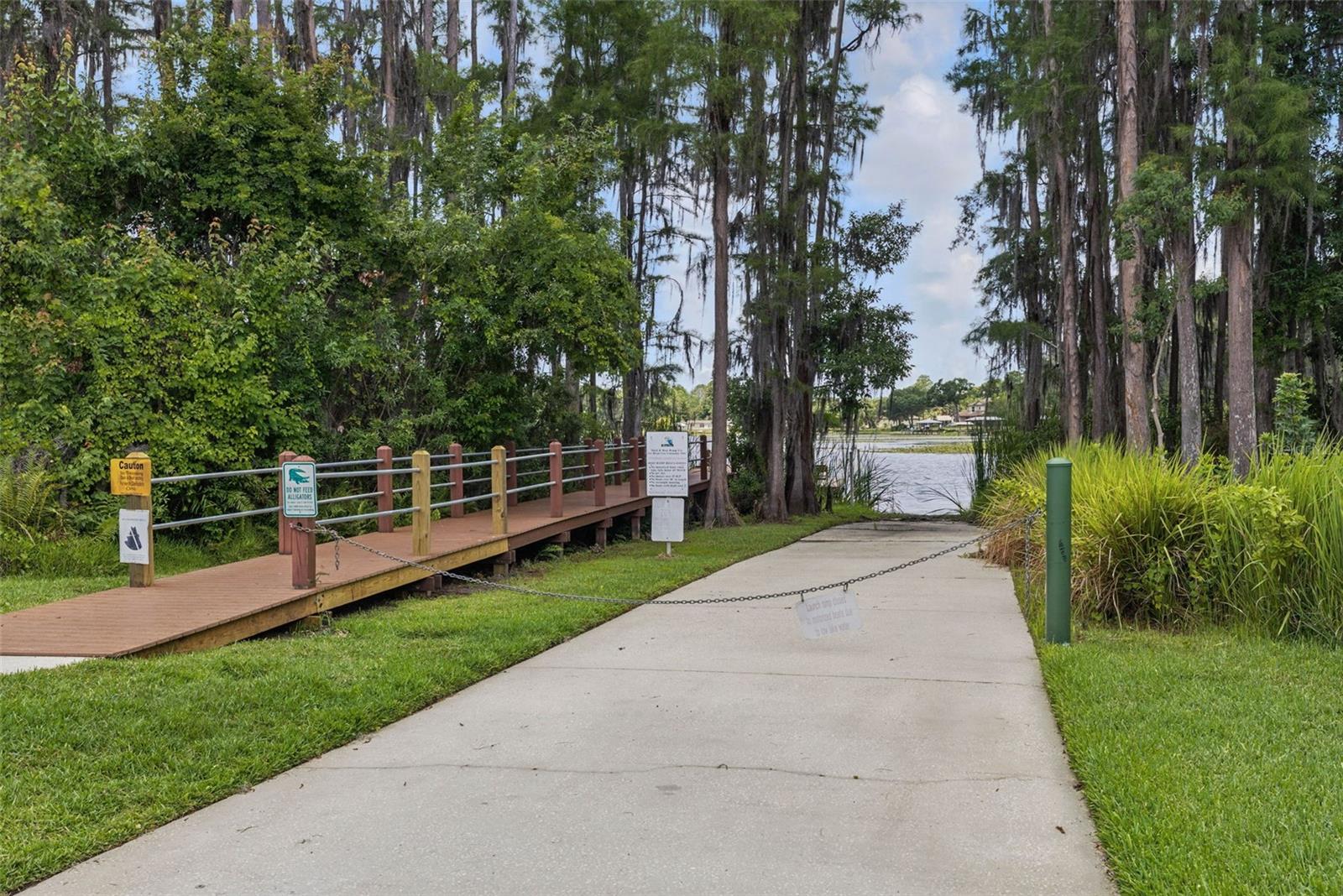 Image 15 of 33 For 1827 Hammocks Avenue 1303